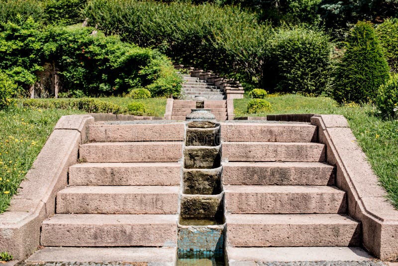 Felsen Garten Treppen Archivbilder Abgabe des Download