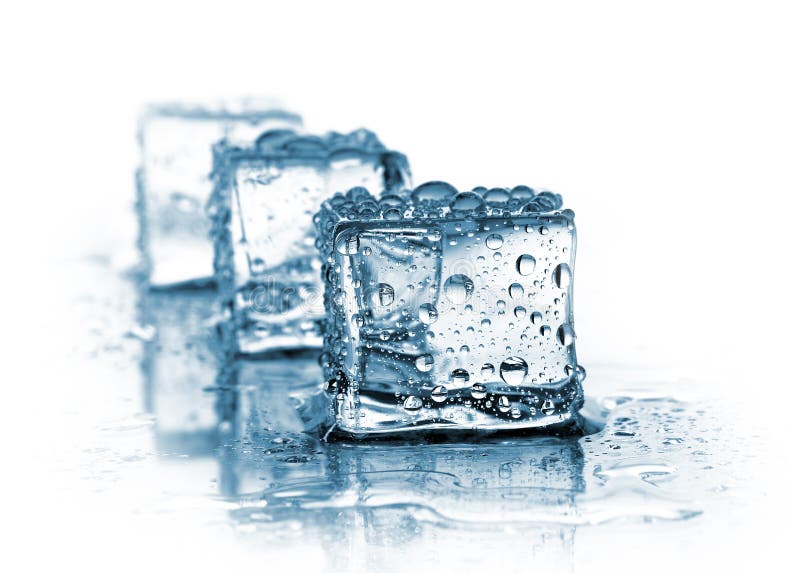 Cubos de hielo imagen de archivo. Imagen de deslizadizo - 3234507
