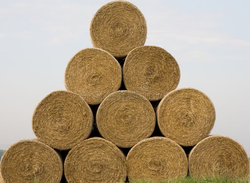 Triangle of straw rolls.