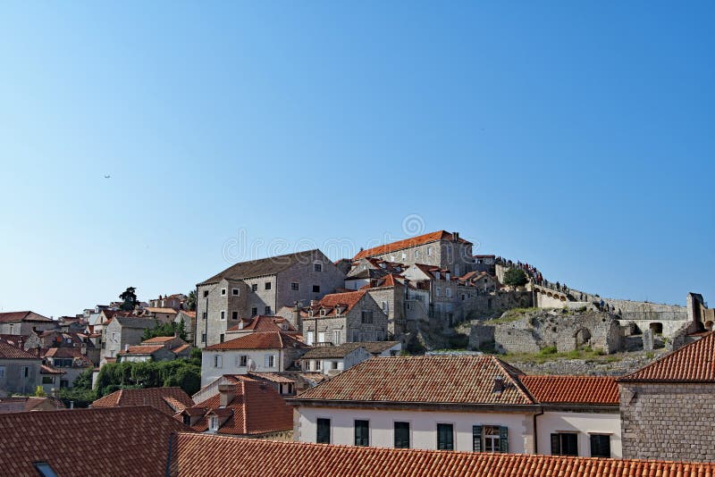 Triangle 1, vieille ville de Dubrovnik, Croatie de dessus de toit image libre de droits Triangle 1, vieille ville de Dubrovnik, Croatie de dessus de toit image libre de droits