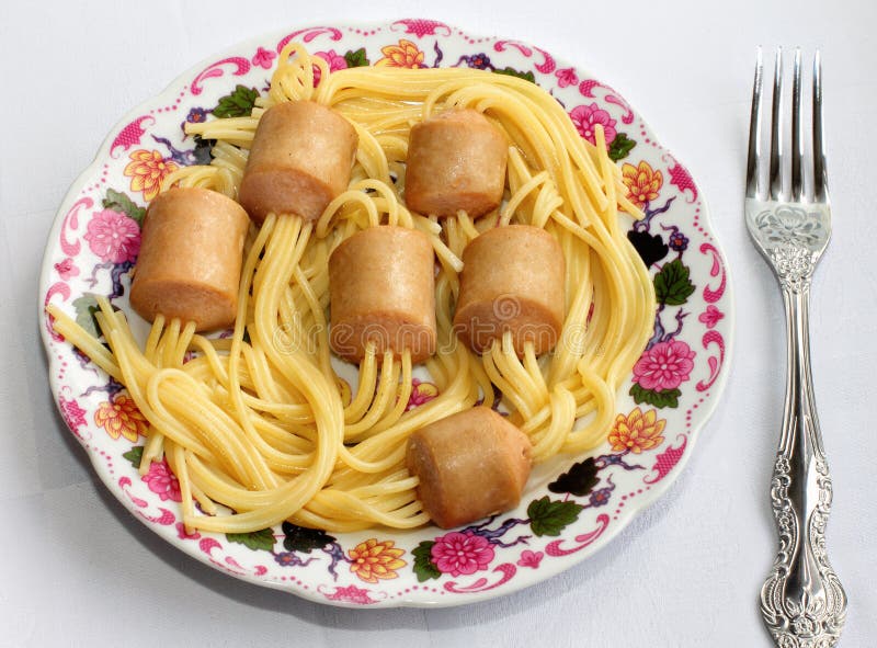 Trick from Chef. Spaghetti Stuck in Sausages.