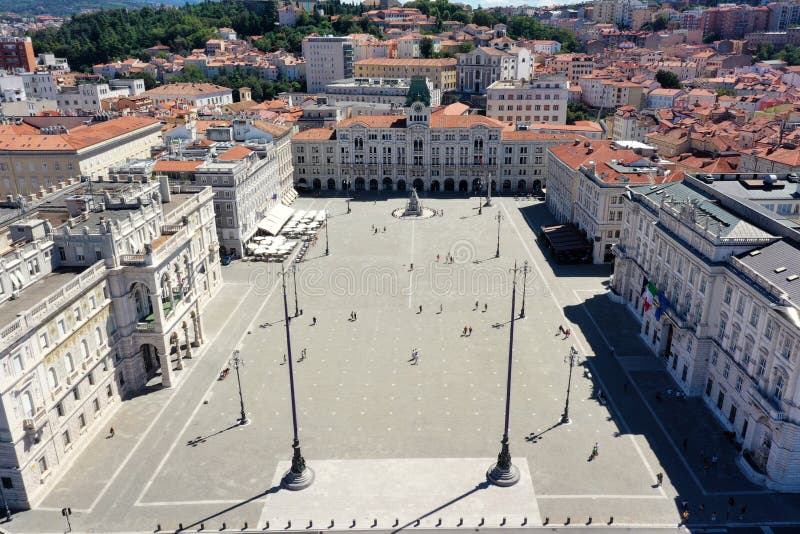 Triest-Ansicht über Marktplatz-UNITA d Italien von oben