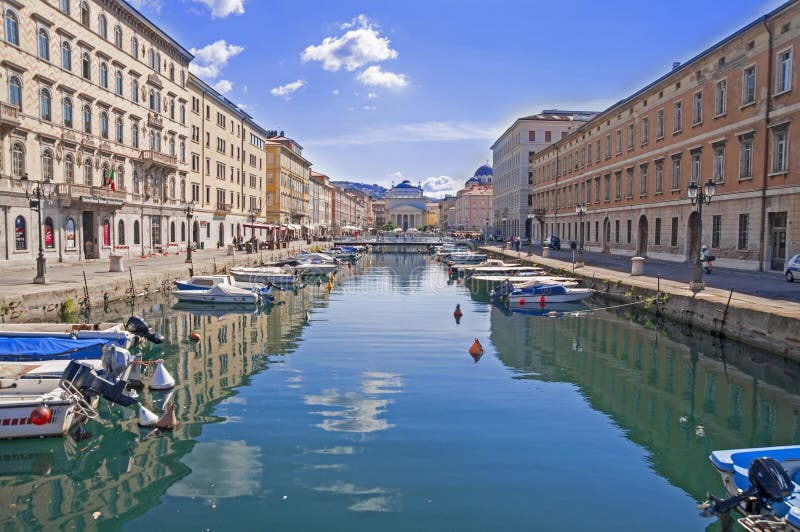 19 Batiscafo Trieste Royalty-Free Images, Stock Photos & Pictures