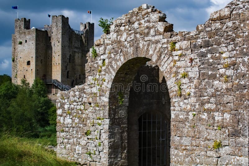 Trim Castle Wall Gate stock image. Image of sunlight 137616435