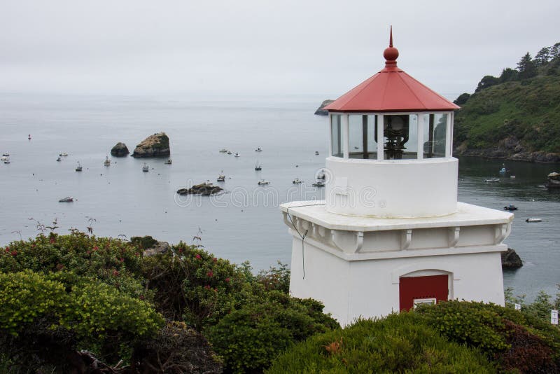 Trinidad Head Lighthouse i Trinidad California nära Stilla havet arkivbilder Trinidad Head Lighthouse i Trinidad California nära Stilla havet arkivbilder