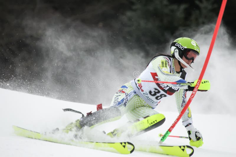 Trofeo 2019 della regina della neve - slalom delle signore fotografia stock Trofeo 2019 della regina della neve - slalom delle signore fotografia stock