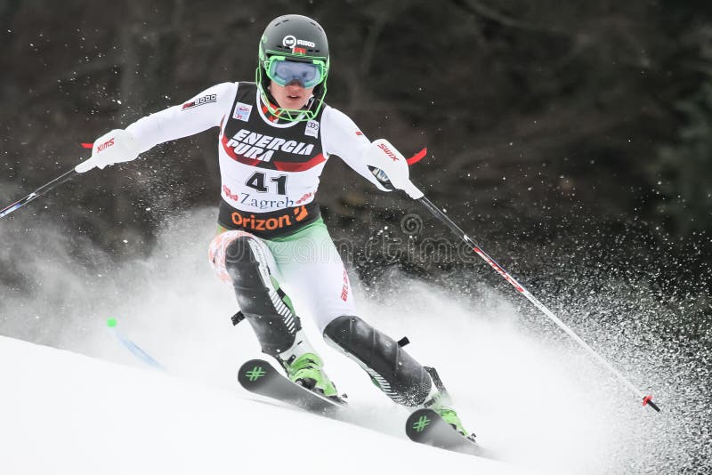 Trofeo 2019 della regina della neve - slalom delle signore fotografia stock libera da diritti Trofeo 2019 della regina della neve - slalom delle signore fotografia stock libera da diritti