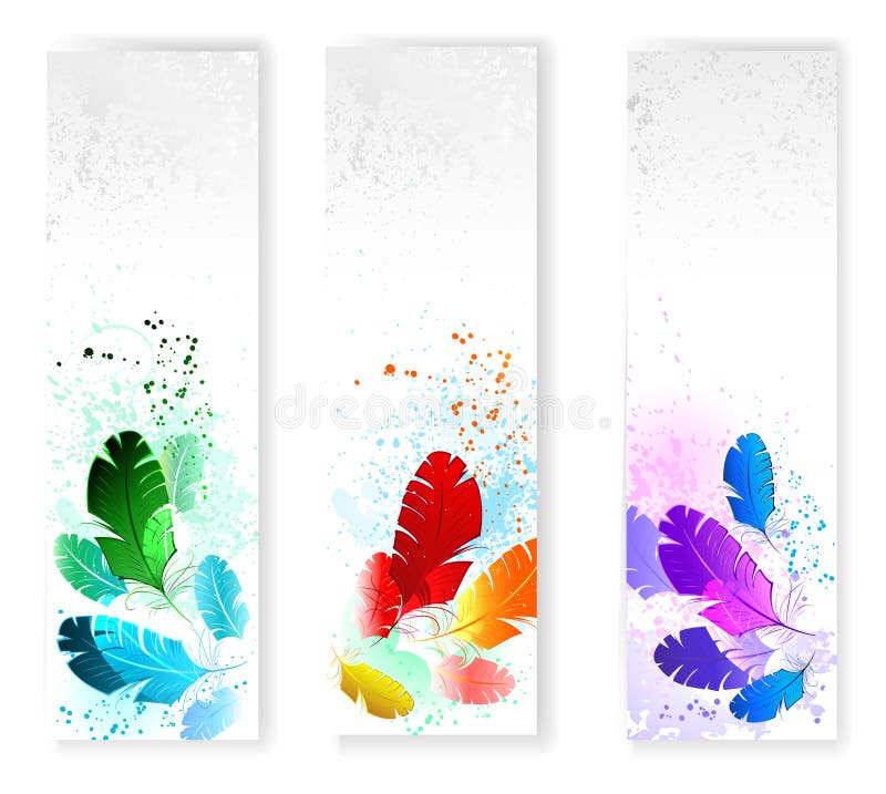 Trois bannières avec les plumes colorées illustration de vecteur Trois bannières avec les plumes colorées illustration de vecteur