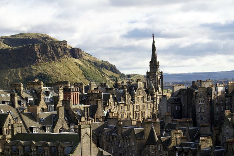 Tron Kirk Spire na cidade velha em Edimburgo imagens de stock royalty free Tron Kirk Spire na cidade velha em Edimburgo imagens de stock royalty free