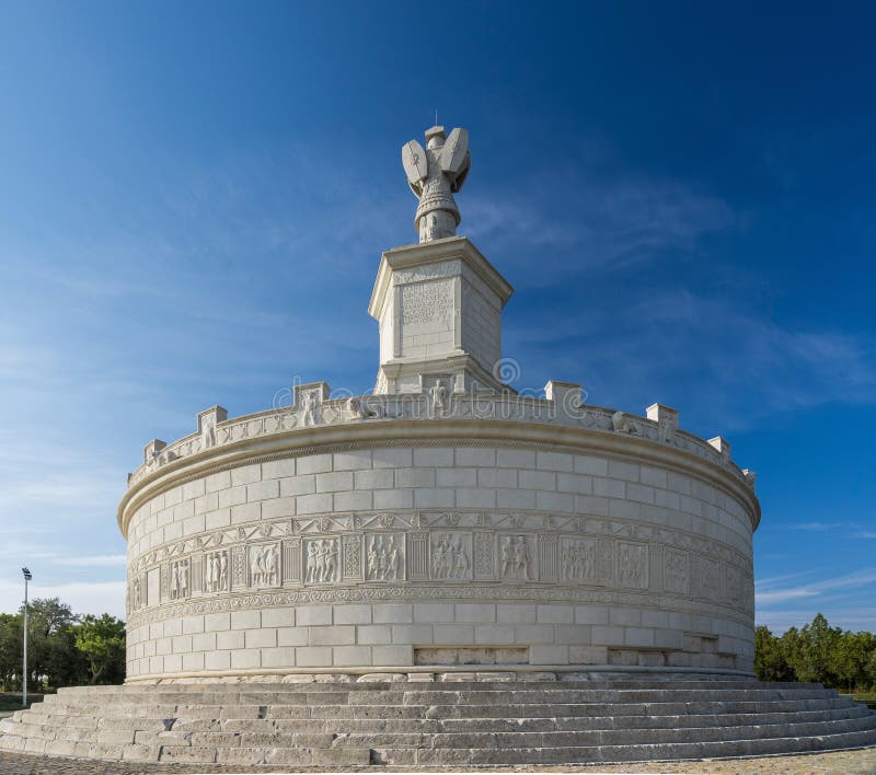 Tropaeum Traiani - ένα μνημείο που χτίζεται για να γιορτάσει τη νίκη στοκ εικόνα με δικαίωμα ελεύθερης χρήσης