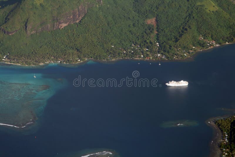 Tropical cruise ship royalty free stock photo Tropical cruise ship royalty free stock photo