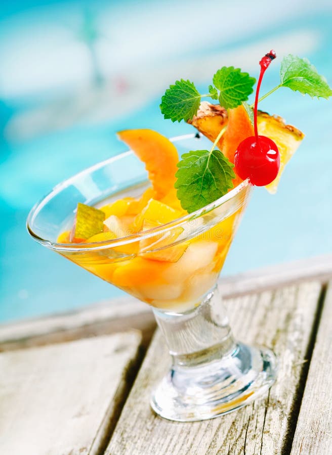 Tropical fruit cocktail appetiser