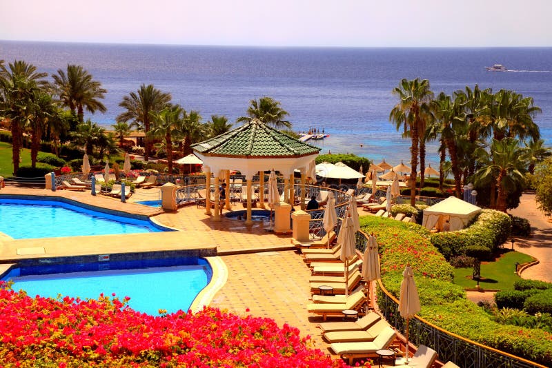 Tropikalny luksusowy hotel w kurorcie, sharm el sheikh, Egipt zdjęcia royalty free Tropikalny luksusowy hotel w kurorcie, sharm el sheikh, Egipt zdjęcia royalty free