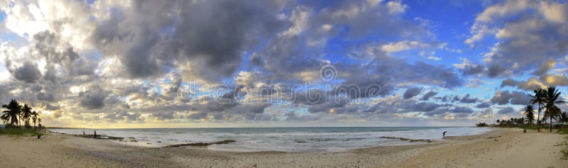 tropikalny panoramiczny Cuba plażowy zmierzch obraz stock tropikalny panoramiczny Cuba plażowy zmierzch obraz stock