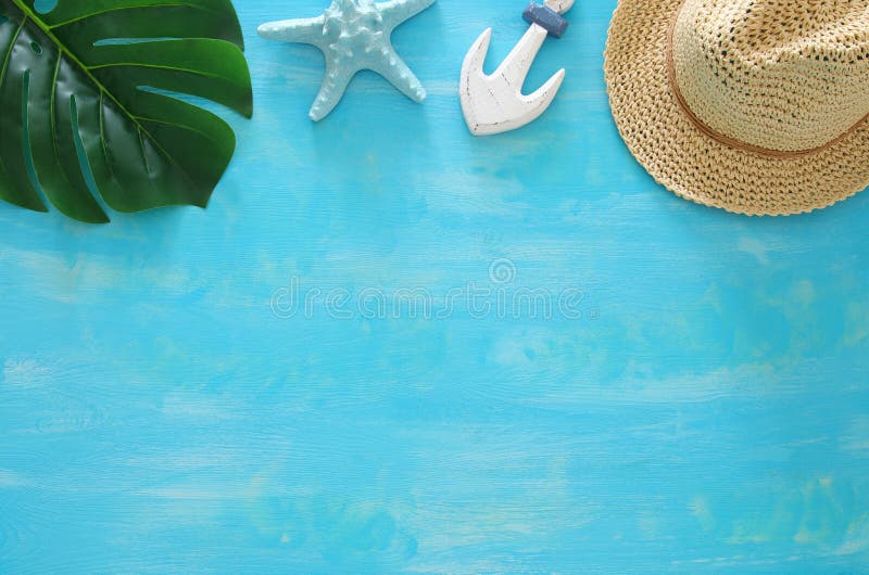 Tropisch vakantie en de zomerreisbeeld met overzeese levensstijlvoorwerpen Hoogste mening
