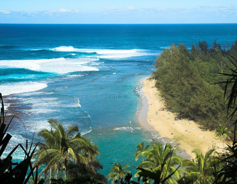 Tropischer Strand in Kauai, Hawaii