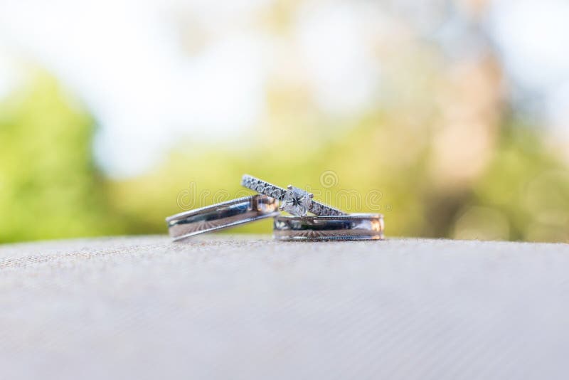 Trouwringen stock fotografie