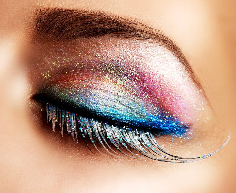 Trucco di festa. Sferze false immagine stock libera da diritti Trucco di festa. Sferze false immagine stock libera da diritti