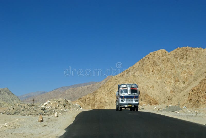Kashmiri truck stock photo. Image of sand, truck, desert 3182886