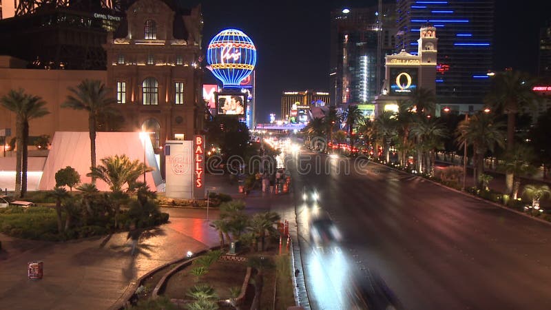 Tráfico de la noche de Las Vegas - lapso de tiempo - clips 3 de 12