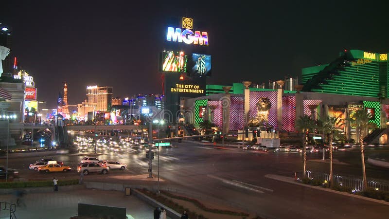 Tráfico de la noche de Las Vegas - lapso de tiempo - clips 2 de 12