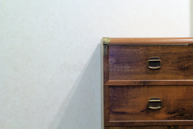 Träbyrå arkivbild