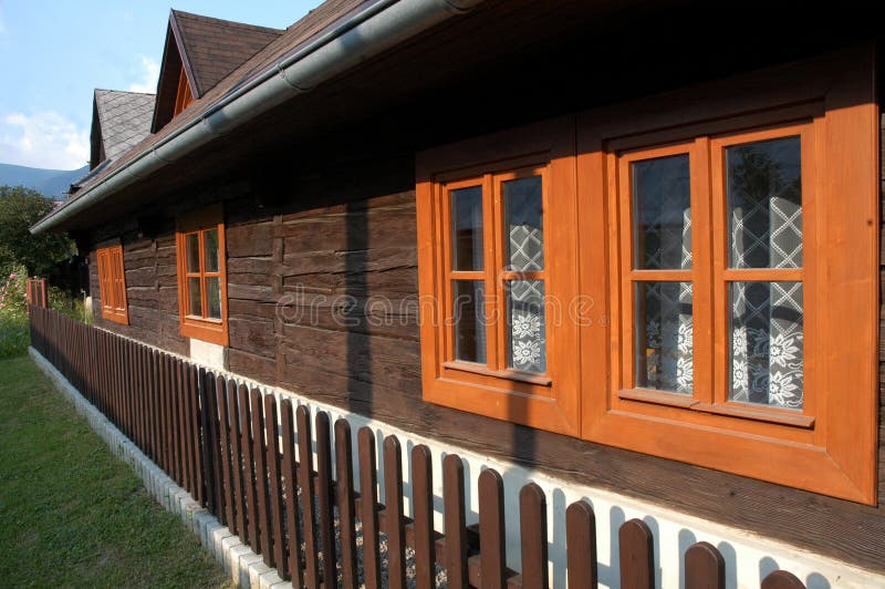 Trähus royaltyfri foto