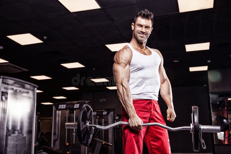 Très bodybuilder sportif de type de puissance image libre de droits Très bodybuilder sportif de type de puissance image libre de droits