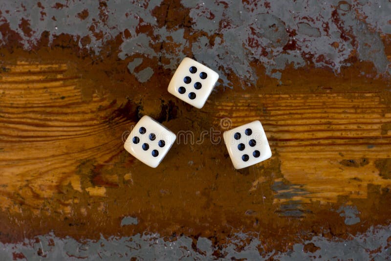 Três dados com número seis fotografia de stock Três dados com número seis fotografia de stock