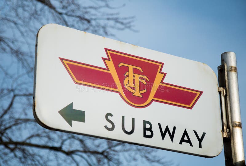 TTC-U-Bahn-Zeichen lizenzfreie stockfotos TTC-U-Bahn-Zeichen lizenzfreie stockfotos