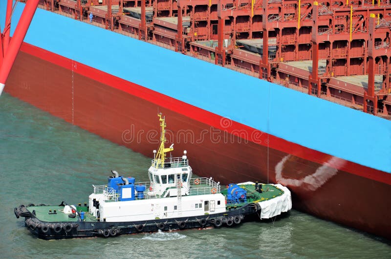 297 Tug Boat Dry Dock Photos Free Royalty Free Stock Photos From Dreamstime