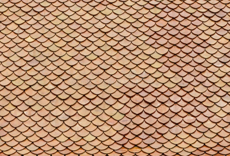 Tuiles de toit de briques rouges photo stock Tuiles de toit de briques rouges photo stock