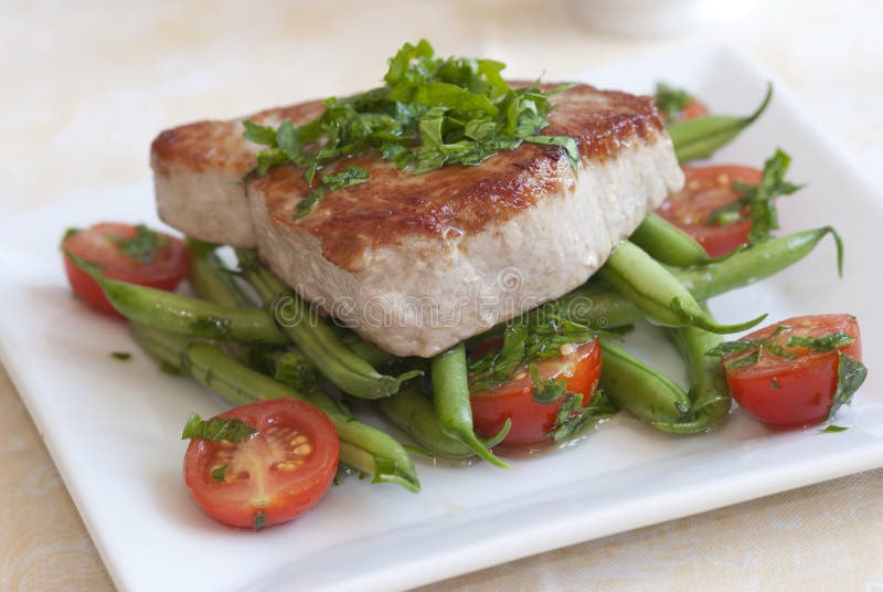 Tuna steak