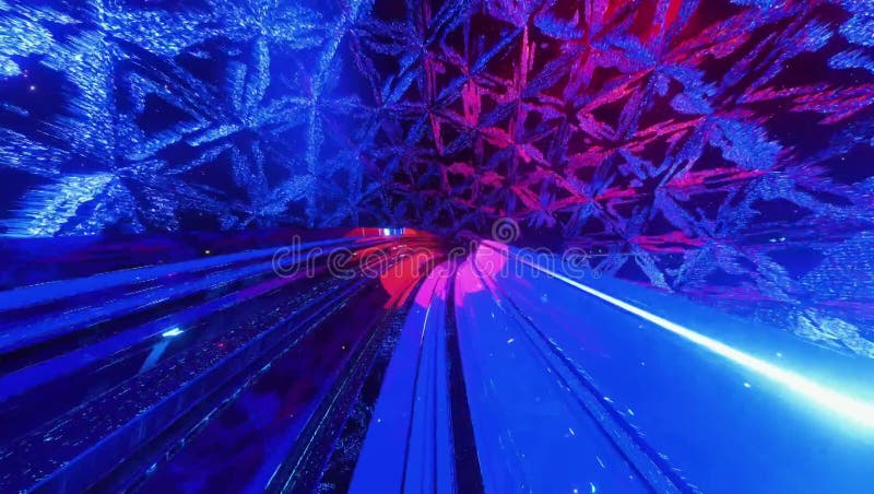 Tunnel cosmique futuriste avec lumières bleues et rouges illustration de vecteur