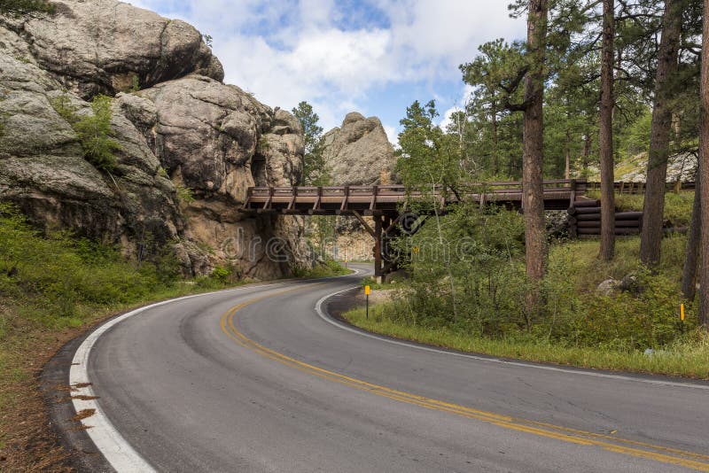 Tunnel Road & Bridge