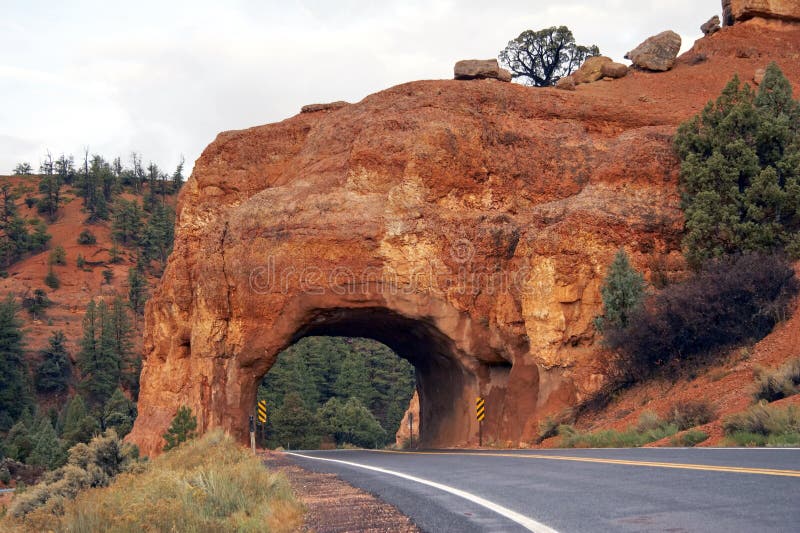 Tunnel to Bryce Canyon National Park