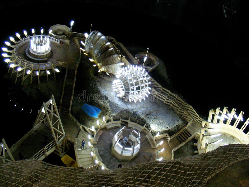 Turda Salzbergwerk ist eins der wichtigsten Salzbergwerke in Transylvanien, eins von den größten in Europa stockbilder Turda Salzbergwerk ist eins der wichtigsten Salzbergwerke in Transylvanien, eins von den größten in Europa stockbilder
