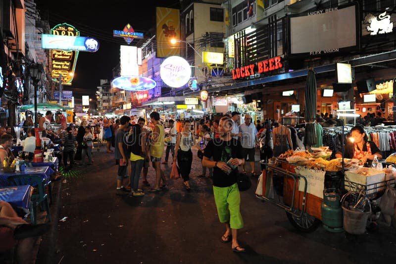 turist- gå för bangkok gata arkivbilder turist- gå för bangkok gata arkivbilder
