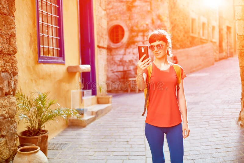 Turist i den gamla staden arkivbilder Turist i den gamla staden arkivbilder