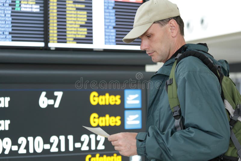 Turista com bilhetes imagem de stock