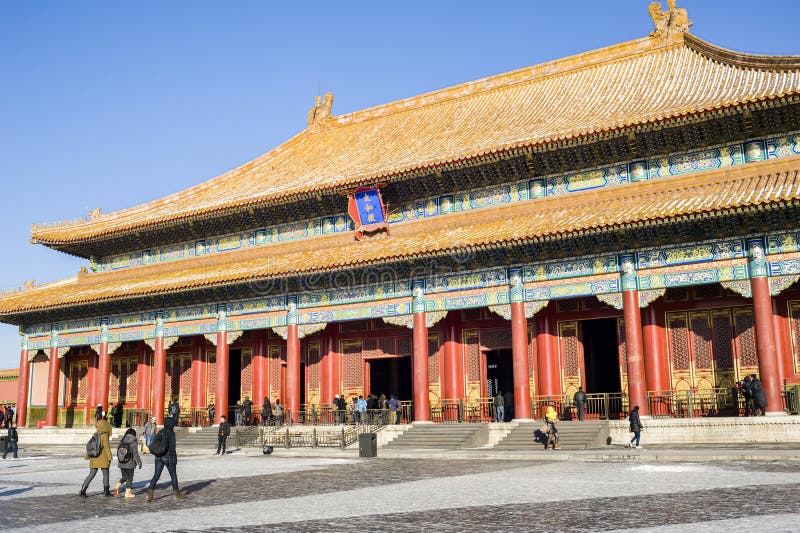 Turistbesök Forbidden City i vinter fotografering för bildbyråer Turistbesök Forbidden City i vinter fotografering för bildbyråer