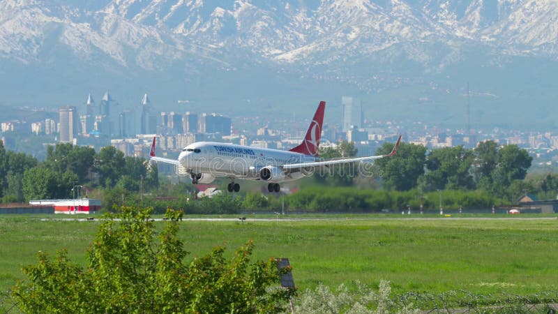 Turkish Airlines Boeing 737 som att närma sig lager videofilmer