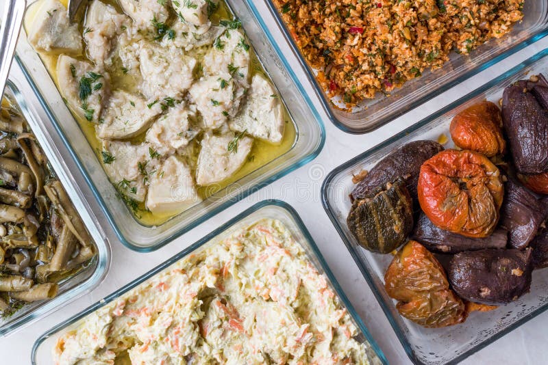 Turkish Food with Olive Oil Kisir, Dolma, Artichoke, Broad Beans and Carrot Salad with Yogurt. stock photography Turkish Food with Olive Oil Kisir, Dolma, Artichoke, Broad Beans and Carrot Salad with Yogurt. stock photography