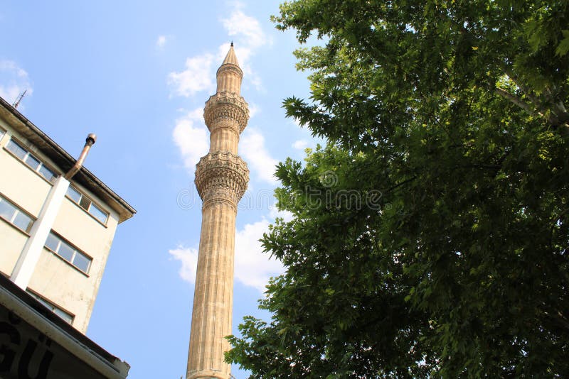 Turkiskt Gaziantep, 24 Juni, - 2019: Historiska minaret royaltyfri bild Turkiskt Gaziantep, 24 Juni, - 2019: Historiska minaret royaltyfri bild