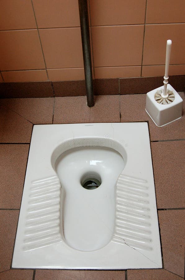 Turks toilet stock foto. Image of kast, water, gaszuiveraar 4984892