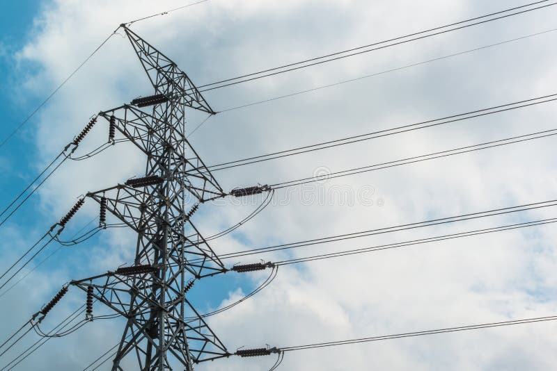 Turm der elektrischen Leistung lizenzfreie stockfotos Turm der elektrischen Leistung lizenzfreie stockfotos