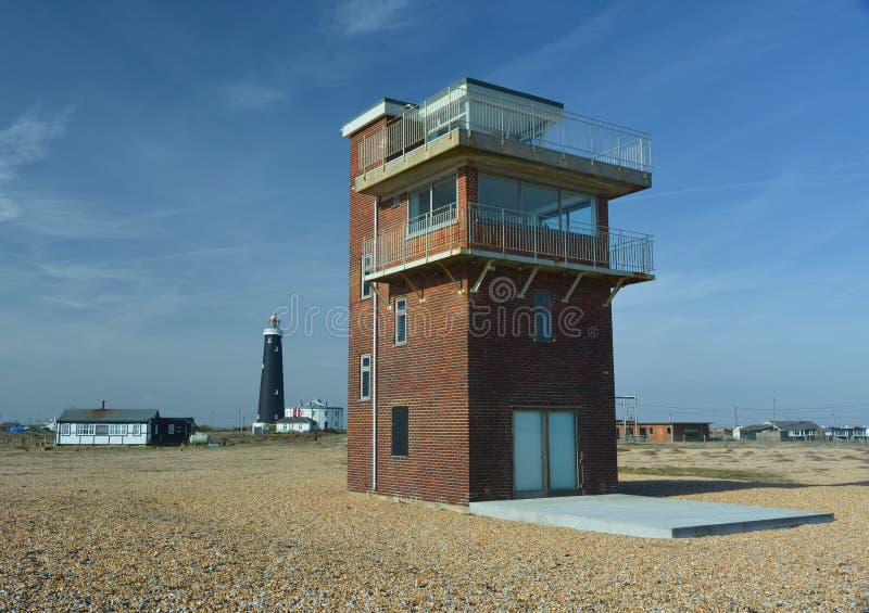 Turm Dungeness Großbritannien des Küstenwache-Blickes heraus stockfoto Turm Dungeness Großbritannien des Küstenwache-Blickes heraus stockfoto