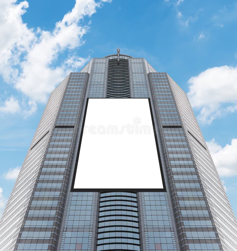 Turmbau mit weißem moosiertem LED-Display, Bottom-up-Ansicht. Clickpfad für die Aufnahme lizenzfreies stockbild