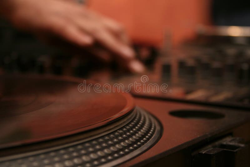 turntable 2 стоковые фото turntable 2 стоковые фото