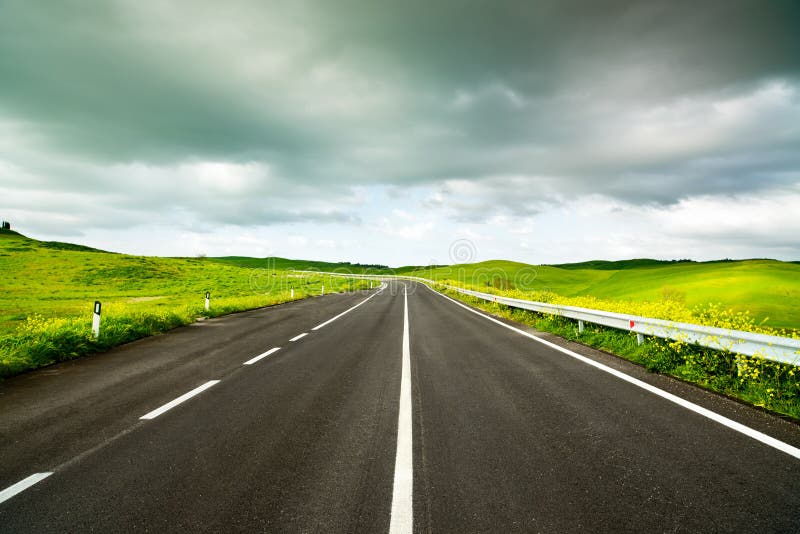 Long Straight Road stock image. Image of asphalt, green - 15256727